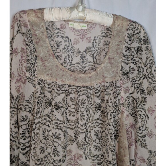 Staring at Stars Blouse S Womens Cream Paisley Scoop Neck 3/4 Bell Sleeves Sheer - Picture 3 of 6
